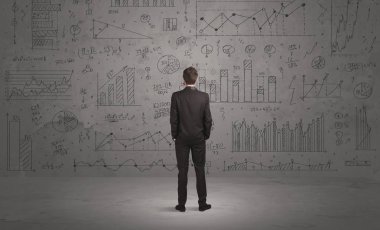 Satıcı iş çizelgeleri duvar ile