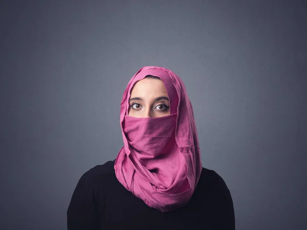 Muslimische Frau trägt Niqab — Stockfoto