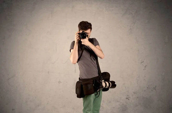 Hobby photographer holding camera — Stock Photo, Image