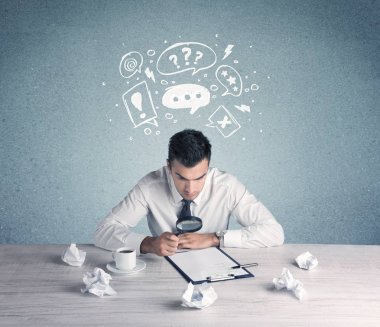 Şüpheli ve kafası karışık bir iş adamı