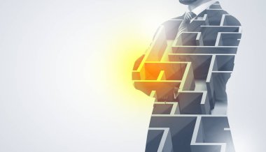 Ayakta ve labirent ile düşünme işadamı