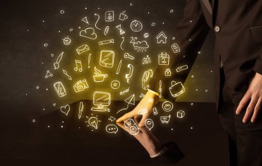 Etkileşimli tablo dokunmadan eller