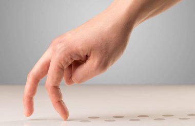 Yürüyen parmak kavramı