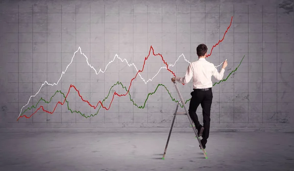 Férfi a létrán rajz chart vonalak — Stock Fotó