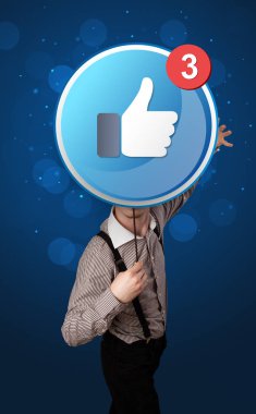 Facebook üye tutan işadamı