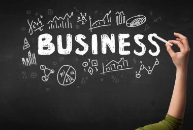 Tahtaya el yazısı işi.