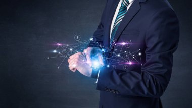 Smartwatch ağ kavramı ile.