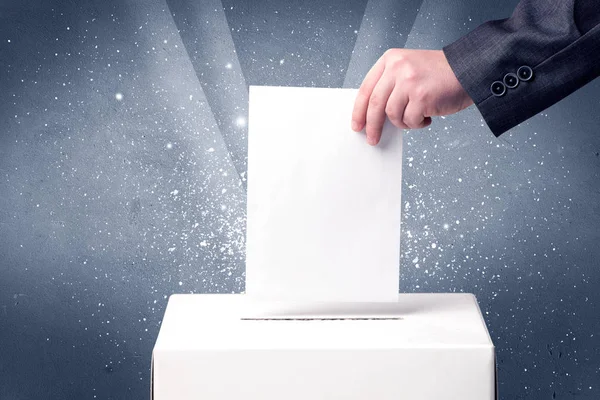 Ballot box with person casting vote — Stock Photo, Image