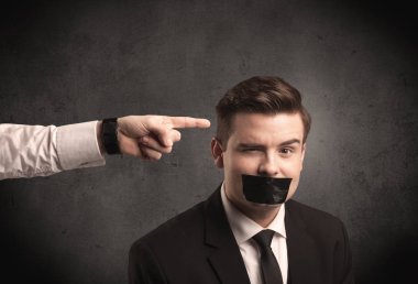 Çalışan gösteren iş ele