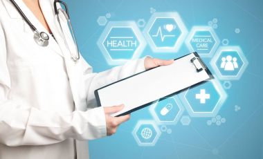 kadın doktor ile not etmek