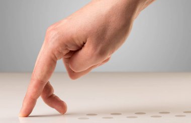 Yürüyen parmak kavramı