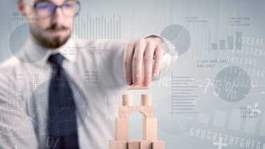 Bir kule inşa işadamı