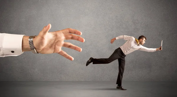 Empresario corriendo de la mano — Foto de Stock