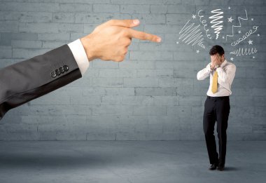 Profesyonel olmayan satıcı ateş olmak