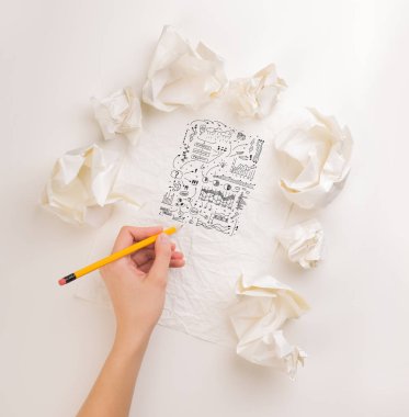 El buruşuk kağıt yazma