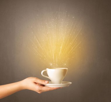 El tutma kahve Kupası