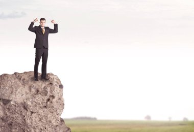 Cliff ülkenin üzerinde mutlu satıcı