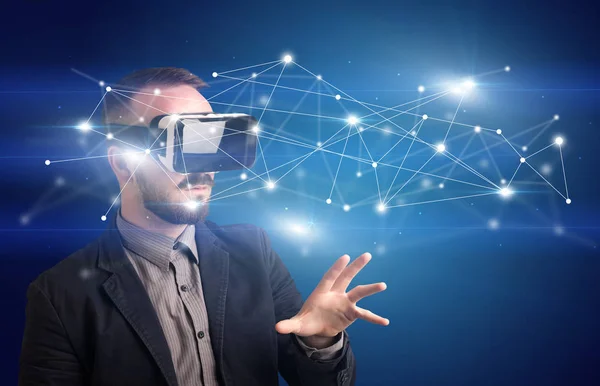 Businessman with virtual reality goggles — Stock Photo, Image