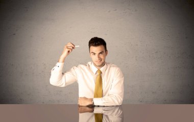 Boş alanda zarif bir insan çizimi