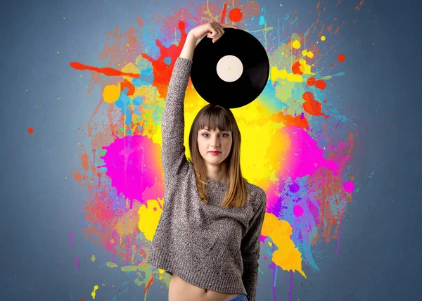 Lady vinyl record te houden — Stockfoto