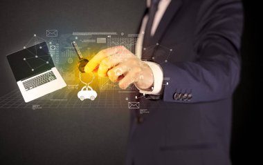 Grafikleriyle tuşu tutmakta işadamı