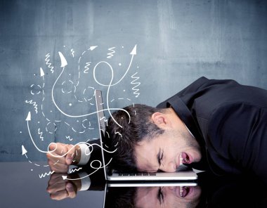 Hayal kırıklığına uğramış bir iş adamı.