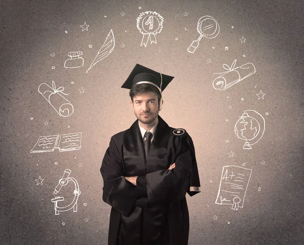 Elle çizilmiş okul ikonlarıyla mutlu bir öğrenci.