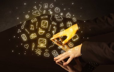 Etkileşimli tablo dokunmadan eller