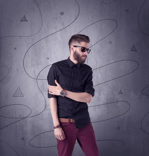 Sakallı ve klasik kameralı hippi.