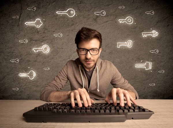 Hacker-Nerd mit gezogenen Passwort-Schlüsseln — Stockfoto