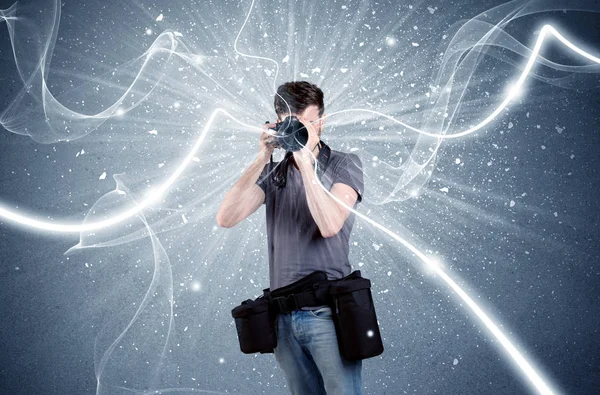 Professional photographer with dynamic lines — Stock Photo, Image