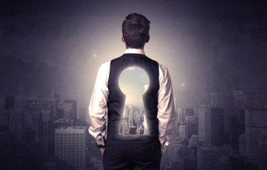 Keyhole sırt ile ayakta işadamı