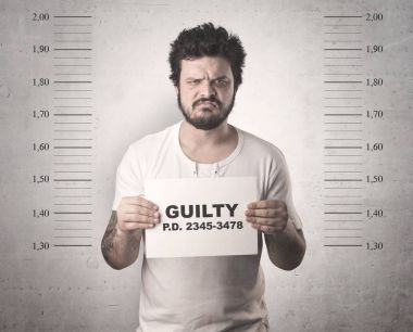 Yakalanan suçlu adam