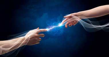 Uzayda parmakları birbirine bağlayan eller