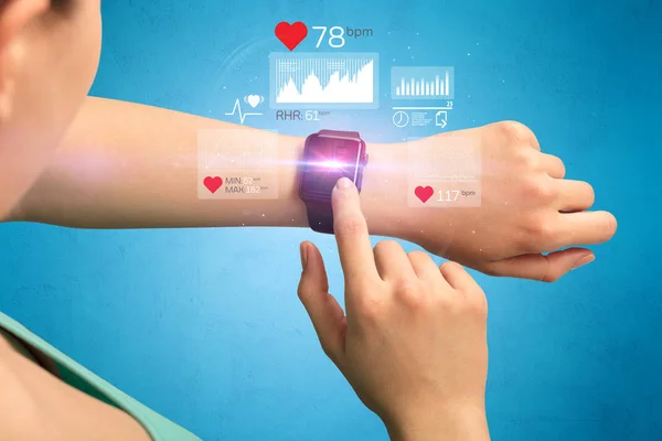 Cardio e smartwatch . — Foto Stock