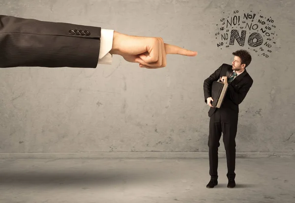 Jefe mano guiando a vendedor principiante — Foto de Stock