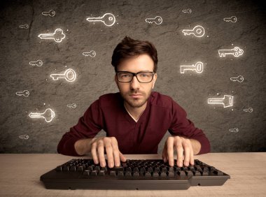 Hacker inek adam ile çizilmiş parola anahtar taşı