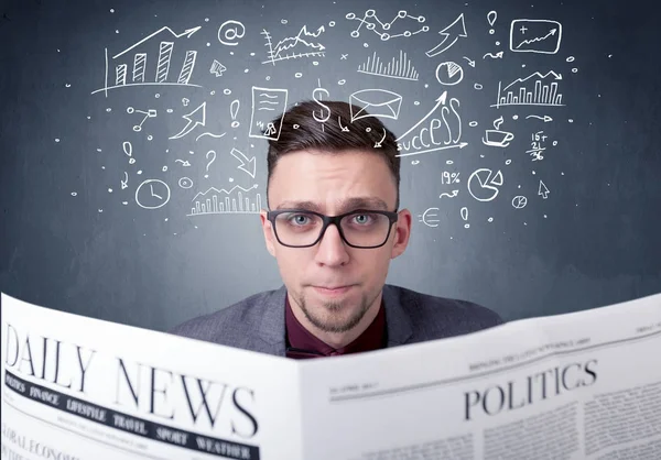 Empresario leyendo periódico — Foto de Stock