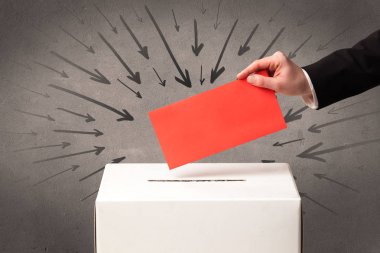 bir oy sandığı ve oyların kapat