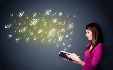 Genç Bayan kitap harfleri ile