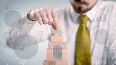 Bir kule inşa işadamı