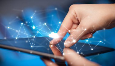 Tablet bulut kavramı ile dokunmadan parmak