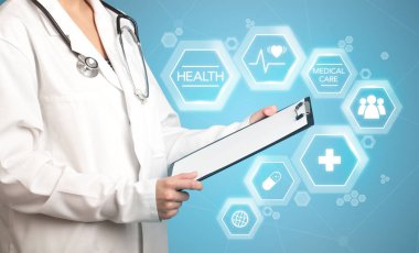 kadın doktor ile not etmek