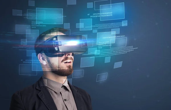 Empresário com óculos de realidade virtual — Fotografia de Stock
