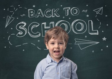 Geri okul kavramı ile sevimli çocuk