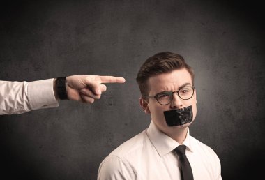 Çalışan gösteren iş ele