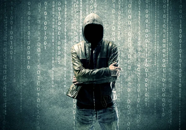 Enfadado hacker misterioso con números —  Fotos de Stock
