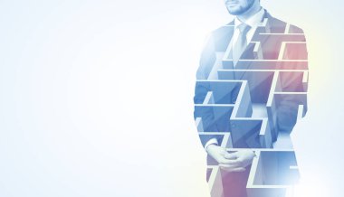 Ayakta ve labirent ile düşünme işadamı