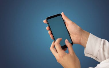 Mockup smartphone kullanarak el için