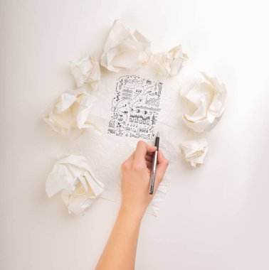 El buruşuk kağıt yazma